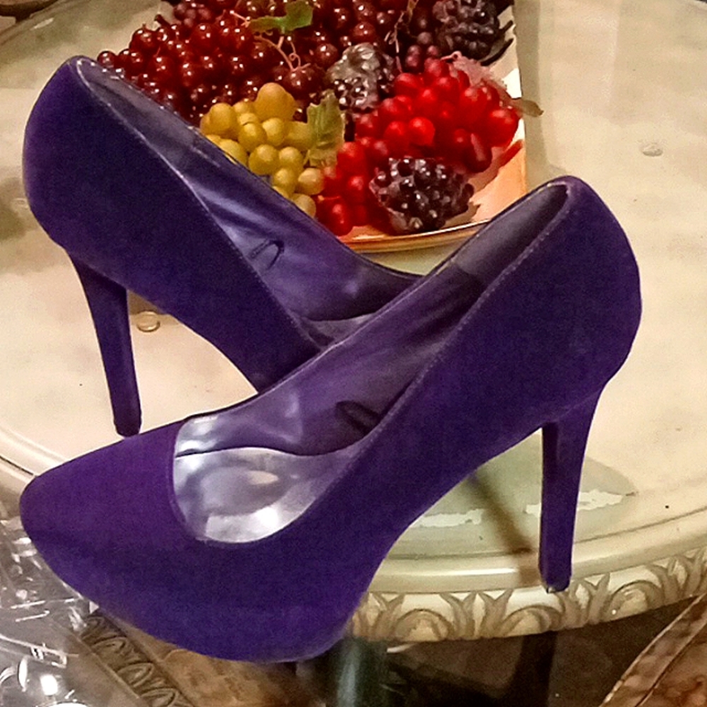 Platform purple high heels made by body Central